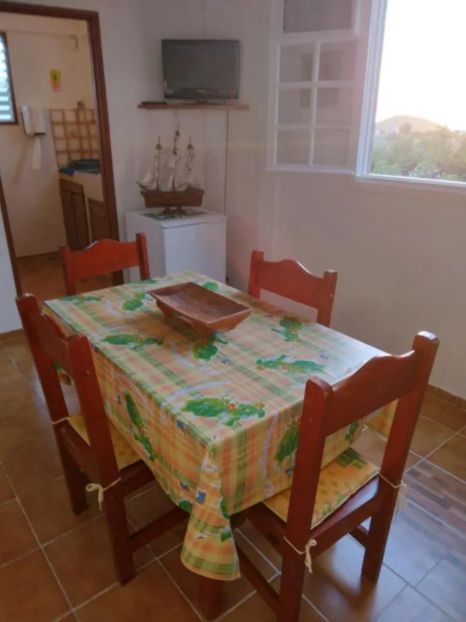 Ferienwohnung Au Jardin Fleuri Sainte-Anne